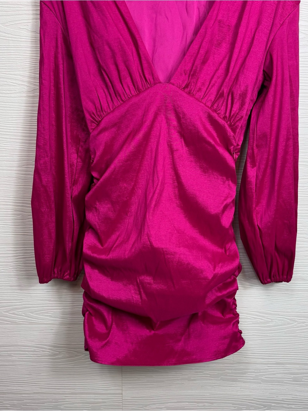 Lovers & Friends Magenta Pink LORENZA MINI DRESS Long Sleeve V-Neck - Picture 4 of 10